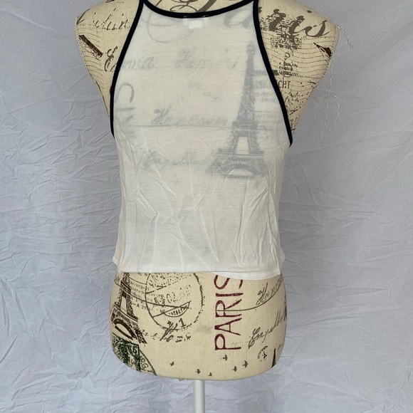 White tank top - Picture 2 of 2